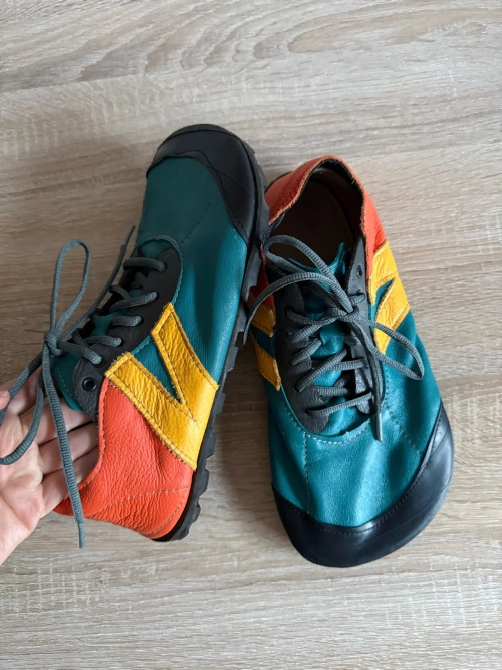 Softstar Megagrip Primal RunAmoc Athletic Trainers - Picture 13 of 14